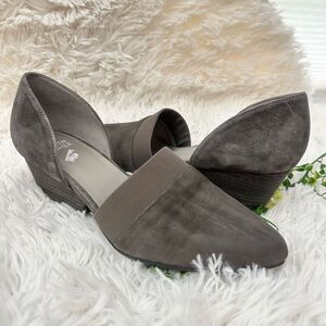 Eileen Fisher Gray Suede D’ Orsay Low Heel Pumps Sleek Classy size 8